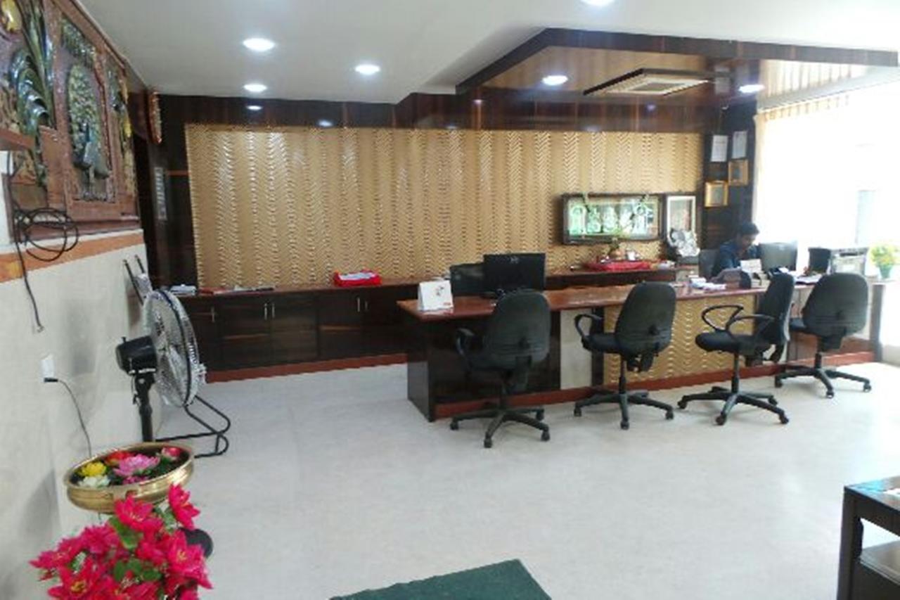 Mlc Gateway Deluxe Inn 벵갈루루 외부 사진